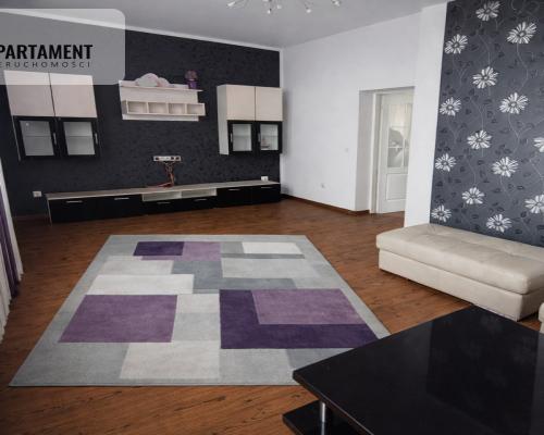 Mieszkanie na pierwszym piętrze z garażem!