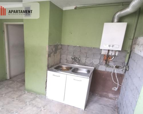 M3-wysoki parter-balkon-Zosinek-do remontu