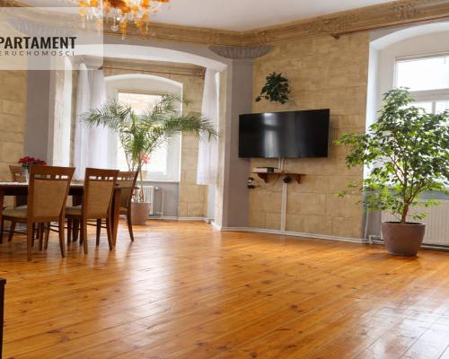 PRZESTRONNE MIESZKANIE DO WŁASNEJ ARANŻACJI