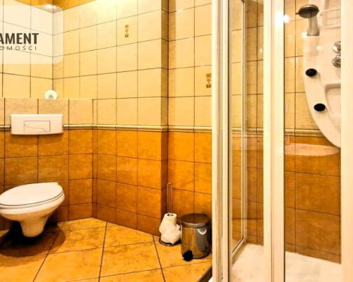 Budynek 2004-lokal umeblowany - od zaraz