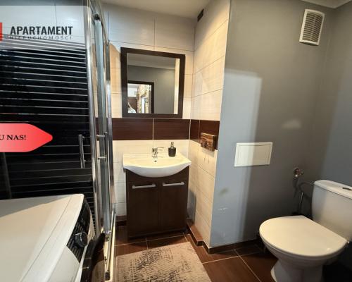 Wyremontowane mieszkanie z dużym balkonem.