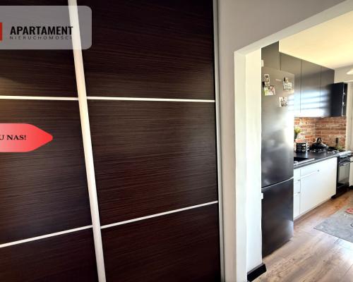 Wyremontowane mieszkanie z dużym balkonem.