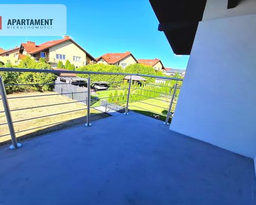 Mieszkanie w czterolokalowym budynku z ogródkiem