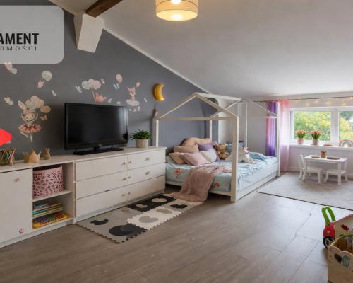 Duże, przestronne mieszkanie z klimatem