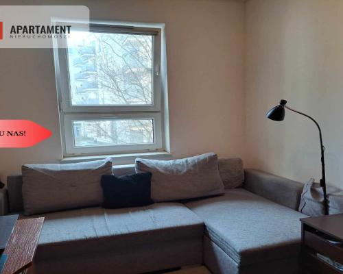 65 m2/3 pokoje/winda/centrum/komórka