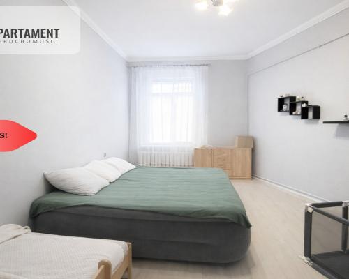 Duże mieszkanie blisko centrum z parkingiem.