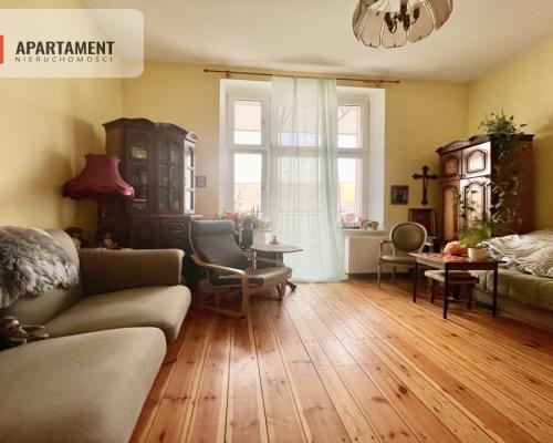 centrum, duża loggia, dobra inwestycja