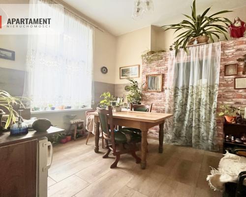 centrum, duża loggia, dobra inwestycja