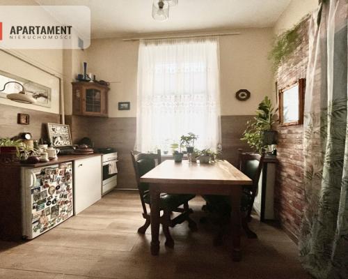 centrum, duża loggia, dobra inwestycja