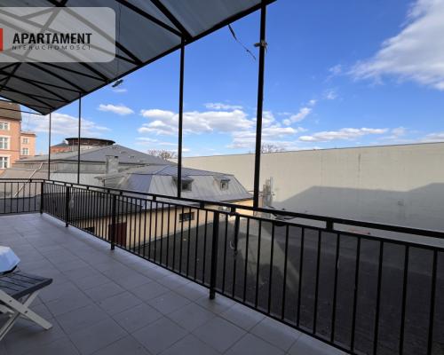 centrum, duża loggia, dobra inwestycja