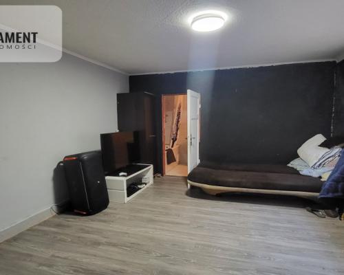 Kawalerka w centrum - oficyna- tanio