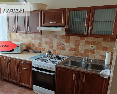 Trze pokoje z balkonem. 58m2.1 piętro.Wynajmę.