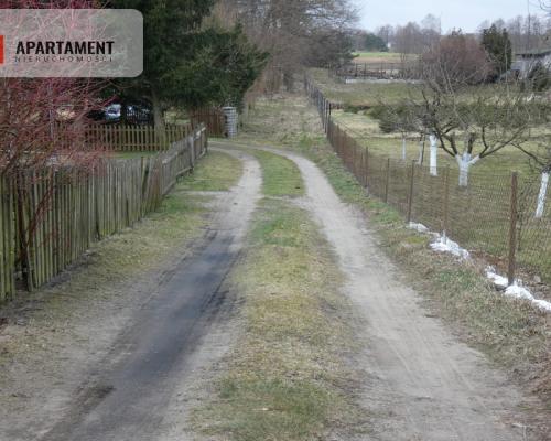 Działka z lasem blisko jeziora