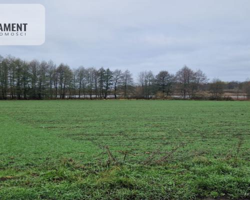 Działka nad jeziorem z warunkami zabudowy