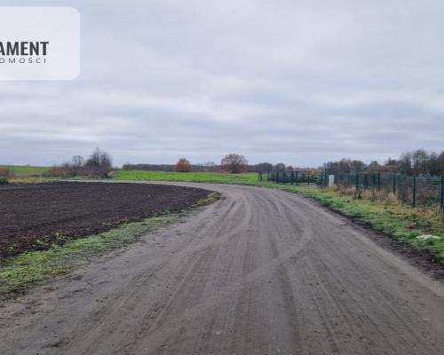 Działka nad jeziorem z warunkami zabudowy