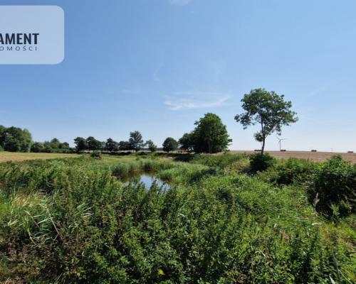 Działka z budynkiem w dobrej lokaliazcji!