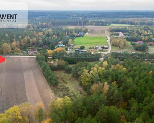 Urokliwa Działka 3500 m² przy Lesie, ogrodzona