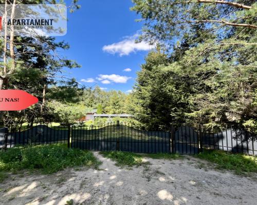 Urokliwa Działka 3500 m² przy Lesie, ogrodzona