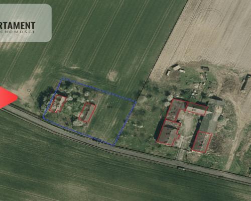 Działka budowlana z zabudowaniami Pigża.