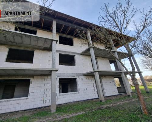 Działka + blok w stanie surowym, SUPER Inwestycja