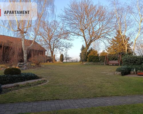 Duża działka budowlana na wsi.