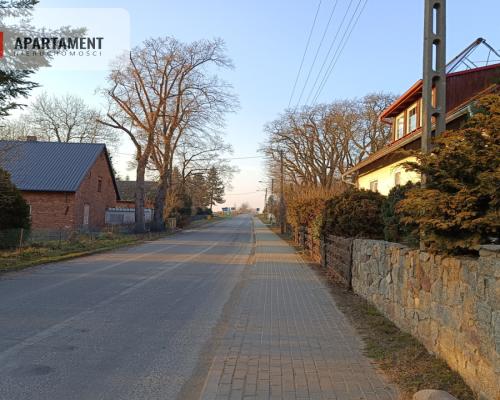 Duża działka budowlana na wsi.