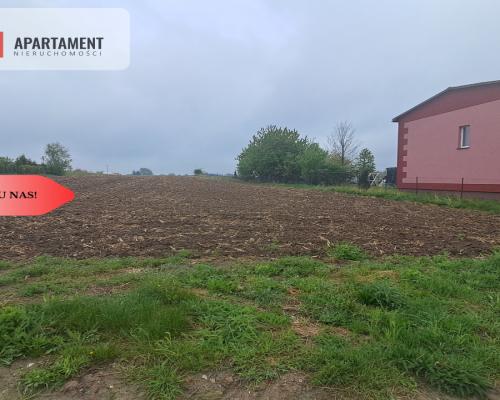 Duża działka w cichej okolicy!