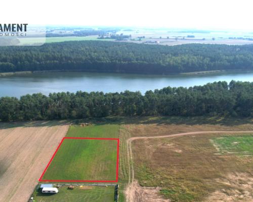 Urokliwe działki nad jeziorem Brzuchowo!