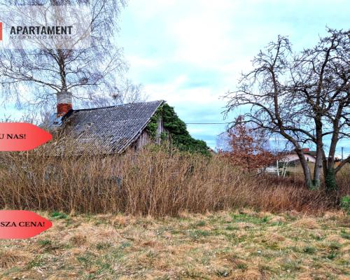 Działka budowlana z drewnianym domkiem.Tylko u nas