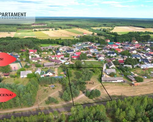 Działka budowlana z drewnianym domkiem.Tylko u nas