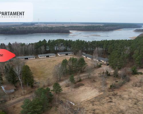 Duża działka nad jeziorem, warunki zabudowy.