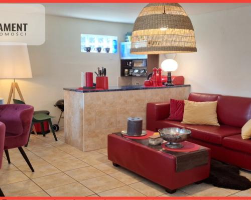 Tylko u nas. Urocza działka - wysoki standard.