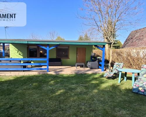 Tylko u nas. Urocza działka - wysoki standard.