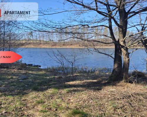 Działka nad jeziorem Jeleń