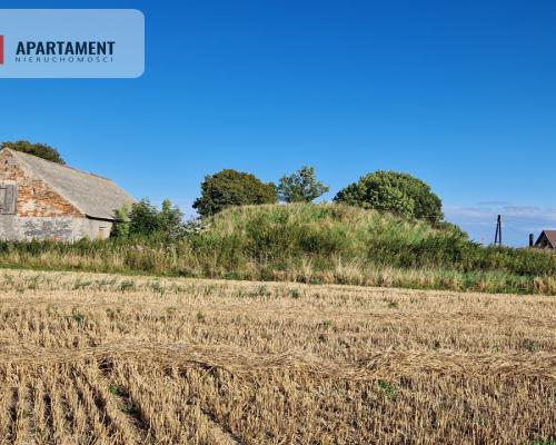 Atrakcyjna działka siedliskowa ze stawem