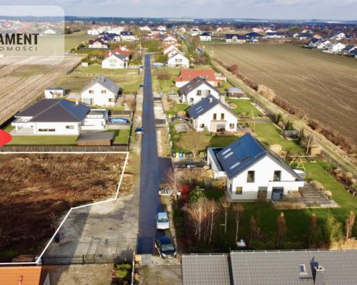 Lutynia ul. Malinowa! 10 ar! Gotowe media!