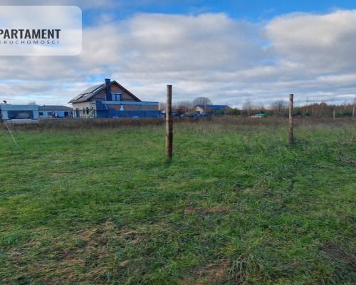 Objęta Mpzp, blisko jeziora oraz lasu.