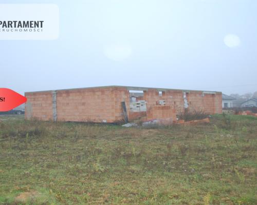 Działka budowlana z pozwoleniem na budowę.