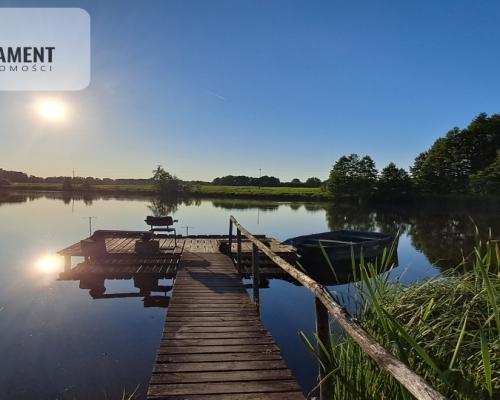 Działki wraz ze stawem