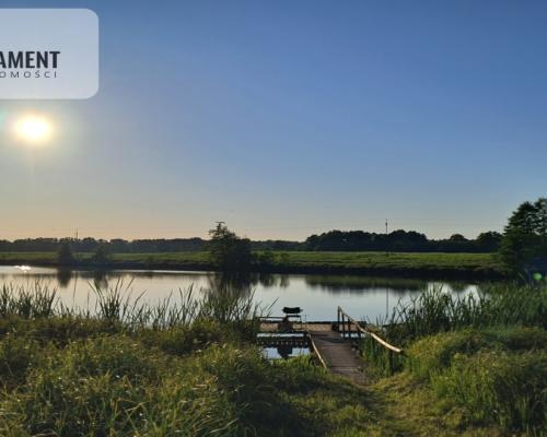 Działki wraz ze stawem