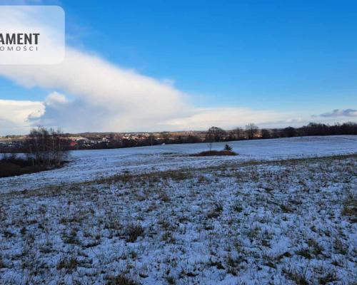 Atrakcyjna działka 3047 m² w Kielnie