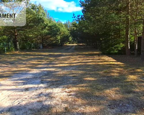 Duża działka budowlana blisko jeziora!!!