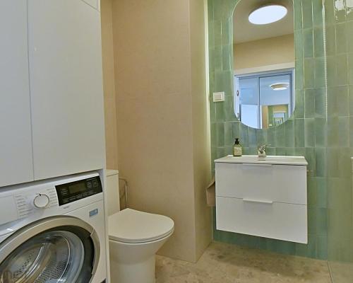 Pachnące nowością 2 pokoje z balkonem, ciche