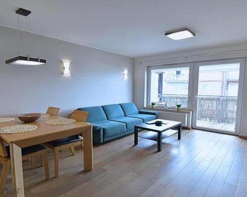 Olimipia port - 3 pokoje z klimatyzacją na wynajem