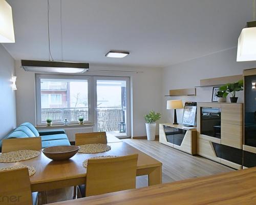 Olimipia port - 3 pokoje z klimatyzacją na wynajem