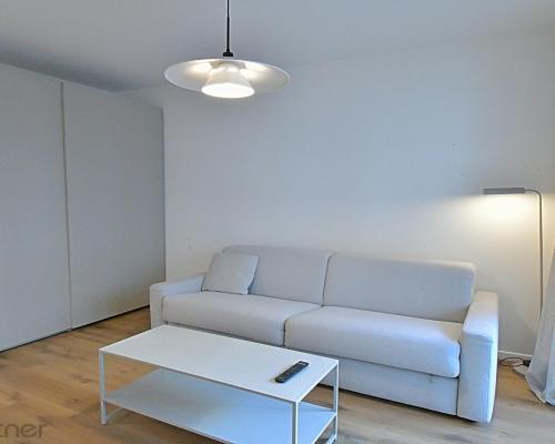 Kawalerka z balkonem I siłownia - Legnicka