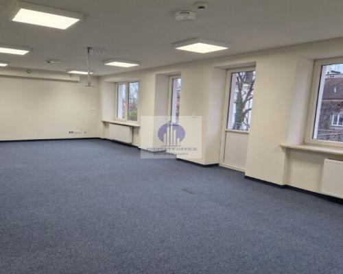 Mokotów: budynek biurowy 489m2