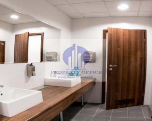 magazyn 3300 m2+ biuro