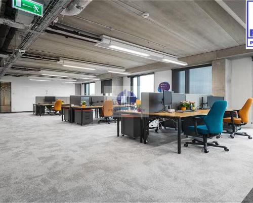 Włochy: lokal biurowy na wynajem