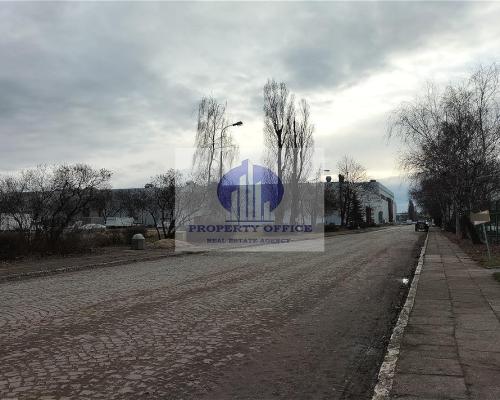 Praga Północ: plac na wynajem